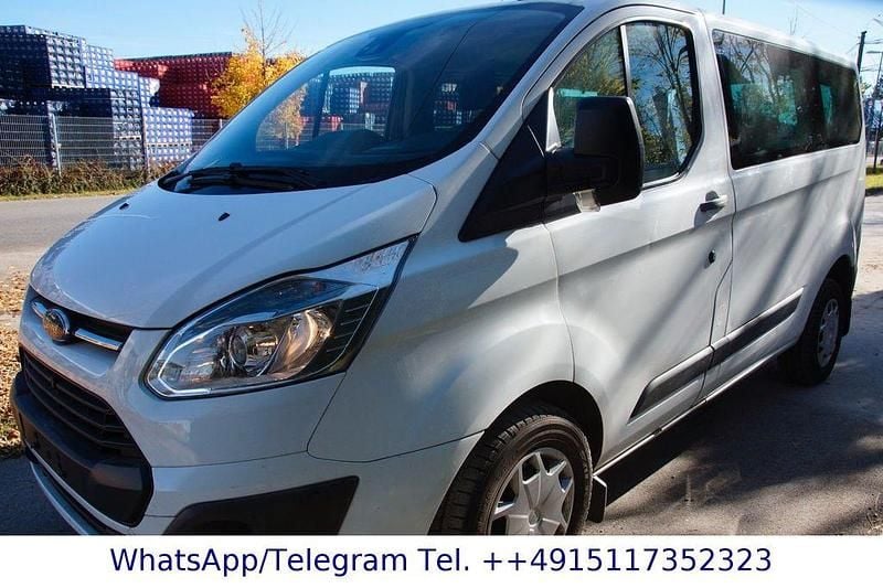 Weiß Gebraucht 2015 Ford Transit Custom Limousine | 15.469 € (Superpreis) - Bild 1/4