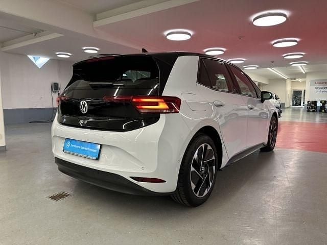 Gebraucht VW ID.3 Pro 106 kW (145 PS) 2022 Weiss Kleinwagen