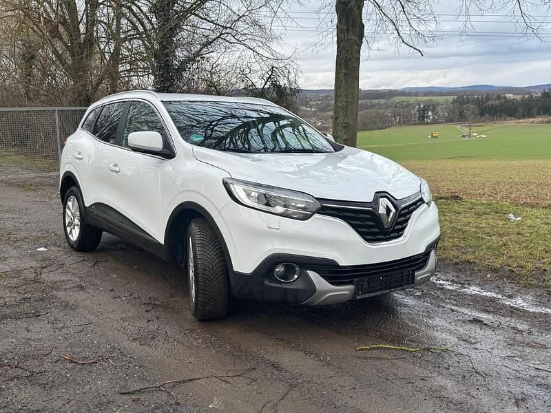Gebraucht Renault Kadjar XMOD 131 PS (96 kW) 2016 Weiß SUV