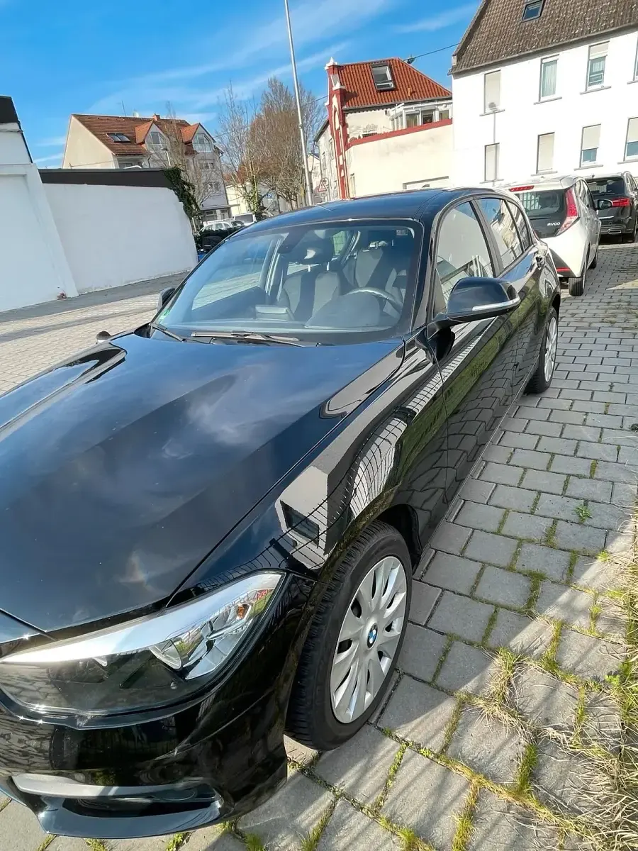 Gebraucht BMW 116 Advantage 109 PS (80 kW) 2015 Schwarz Kleinwagen