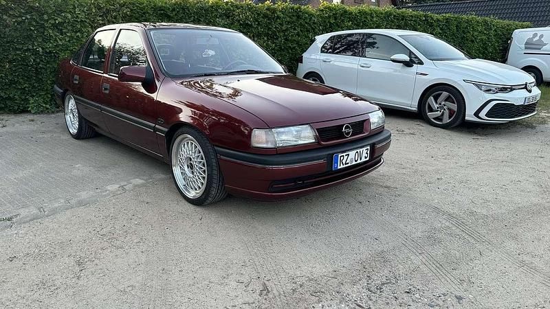 Gebraucht Opel Vectra 90 PS (66 kW) 1992 Rot Limousine