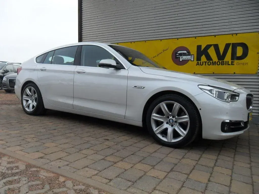 Gebraucht BMW 550 Gran Turismo Luxury Line 449 PS (330 kW) 2013 Weiß Coupé