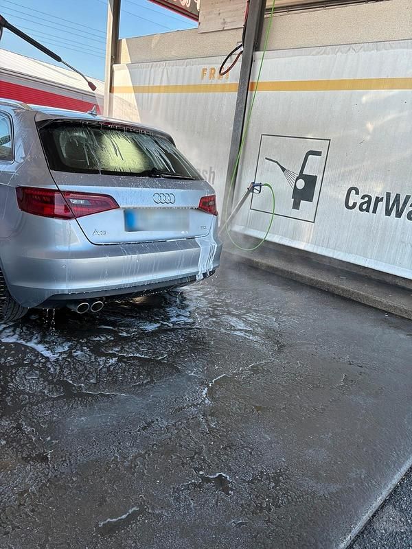 Gebraucht Audi A3 150 PS (110 kW) 2015 Grau Limousine