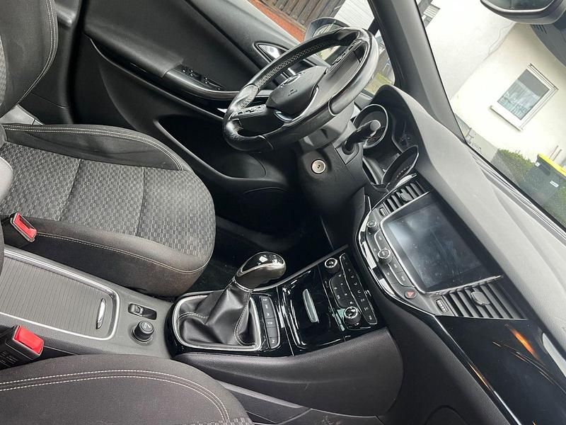 Gebraucht Opel Astra Active 150 PS (110 kW) 2017 Schwarz Kombi