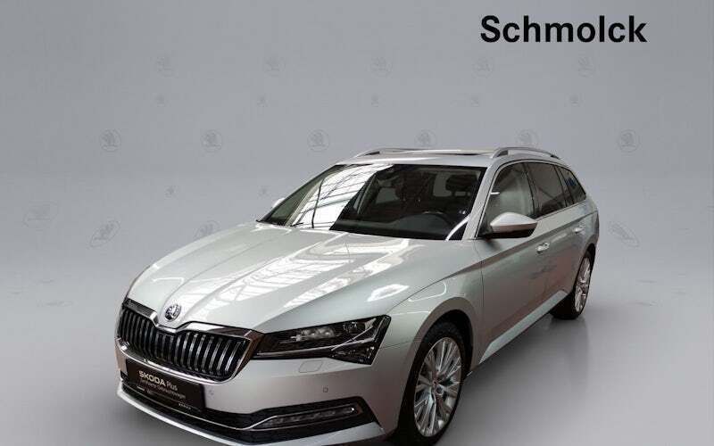 Brillantsilber met. Gebraucht 2020 Skoda Superb Style Kombi | 26.790 € (Fairer Preis) - Bild 1/4