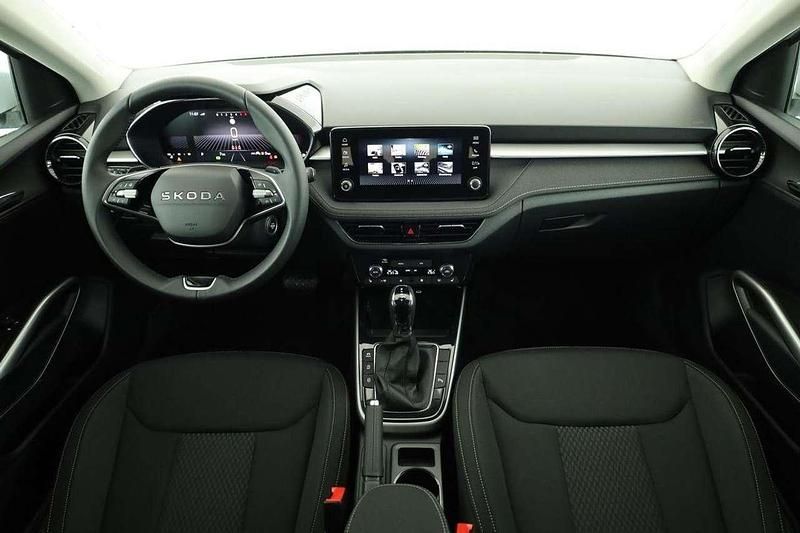 Neu Skoda Fabia Selection 116 PS (85 kW) 2026 Moon weiss metallic Kleinwagen