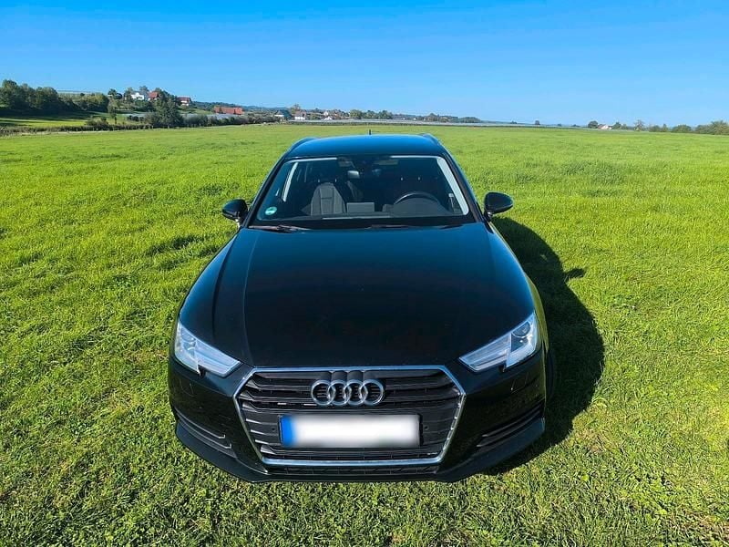 Gebraucht Audi A4 150 PS (110 kW) 2017 Schwarz Kombi