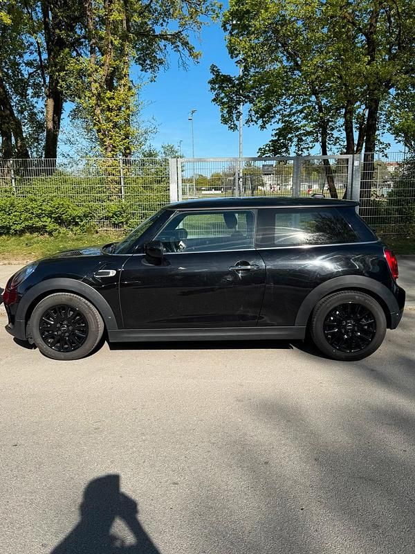 Gebraucht Mini ONE 102 PS (75 kW) 2019 Schwarz Kleinwagen