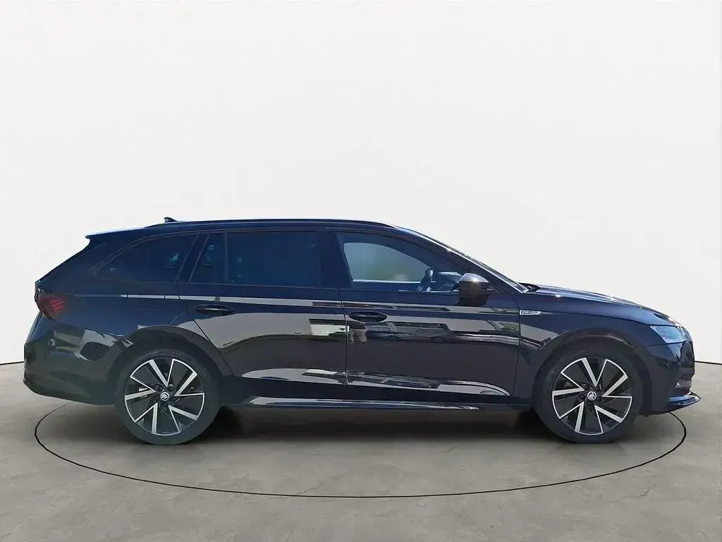 Gebraucht Skoda Octavia SportLine 150 PS (110 kW) 2023 Schwarz Kombi