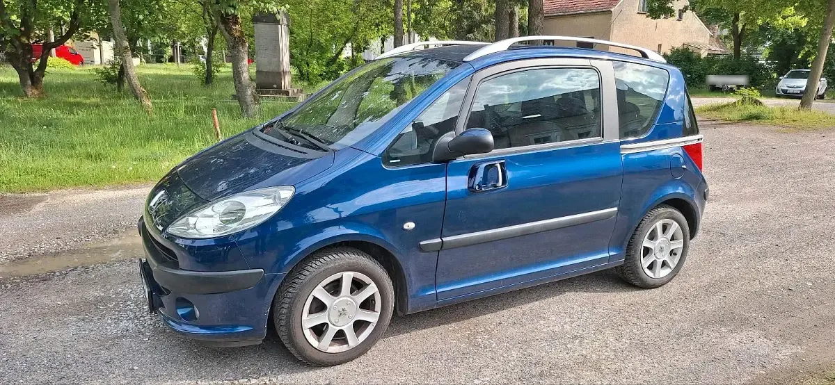 Gebraucht Peugeot 1007 73 PS (53 kW) 2005 Blau Van / Kleinbus