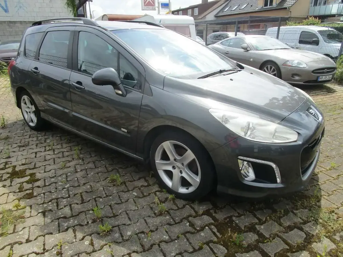 Gebraucht Peugeot 308 Style 114 PS (83 kW) 2014 Anthrazit Kombi