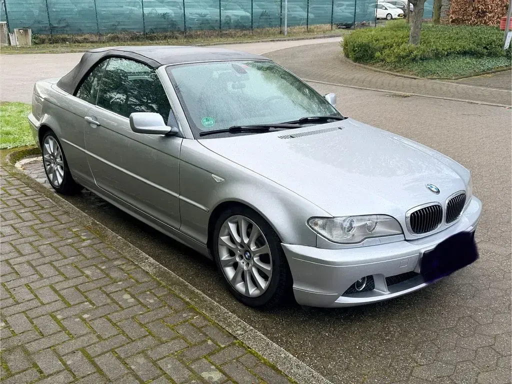Gebraucht BMW 318 Cabriolet Exclusive 150 PS (110 kW) 2005 Silber Cabrio