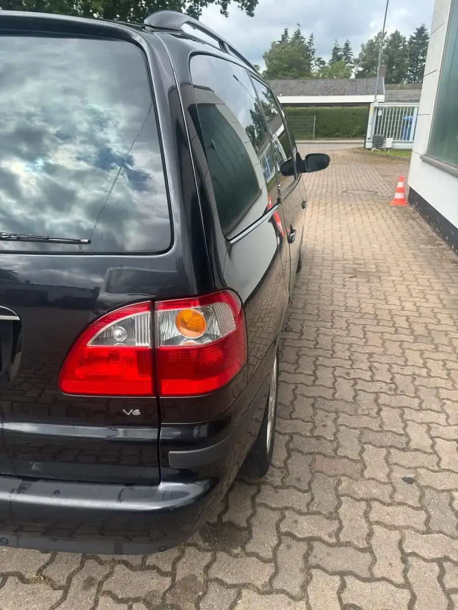Gebraucht Ford Galaxy Ghia 204 PS (150 kW) 2004 Schwarz Van / Kleinbus