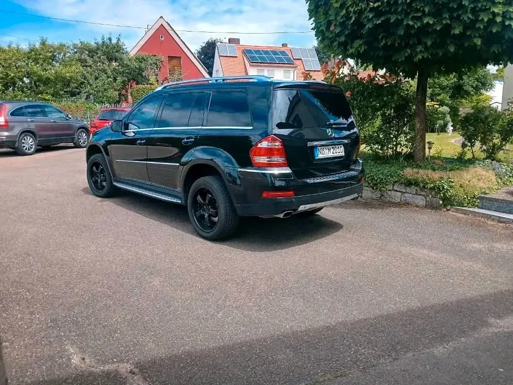 Gebraucht Mercedes 350 260 PS (191 kW) 2008 Schwarz SUV