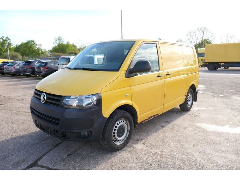 Gebraucht VW T5 84 PS (61 kW) 2013 Ginstergelb r1032 Van