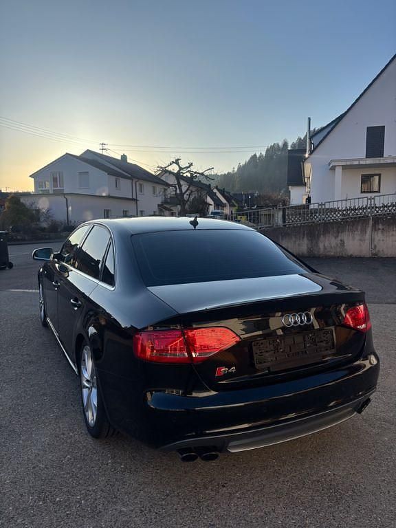 Gebraucht Audi S4 Sport 333 PS (244 kW) 2010 Schwarz Limousine