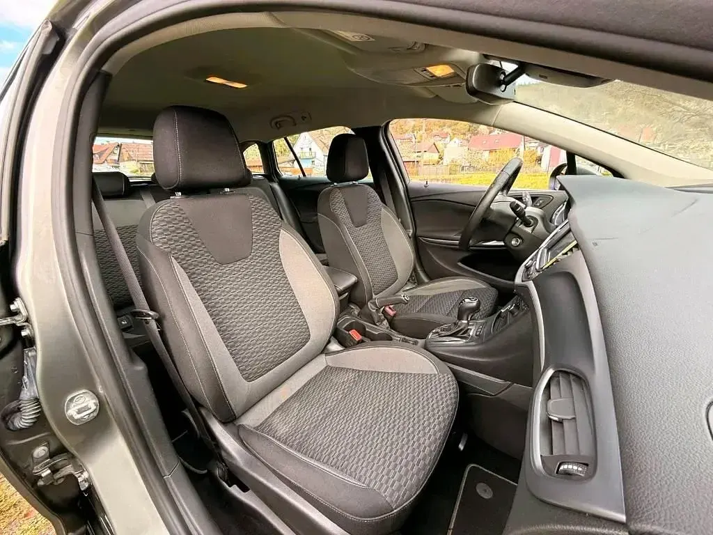 Gebraucht Opel Astra Elegance 122 PS (89 kW) 2020 Braun Kombi