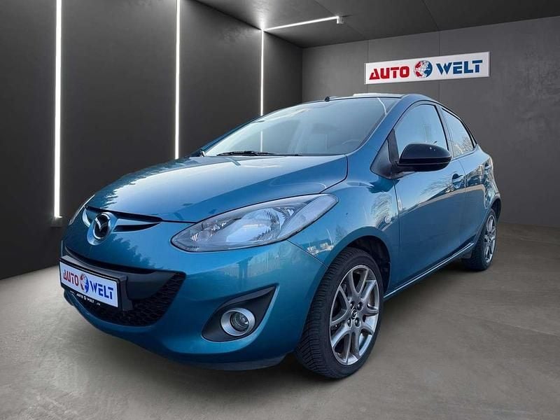 Blau Gebraucht 2013 Mazda 2 Center-Line Kleinwagen | 5.990 € (Etwas zu teuer) - Bild 1/4
