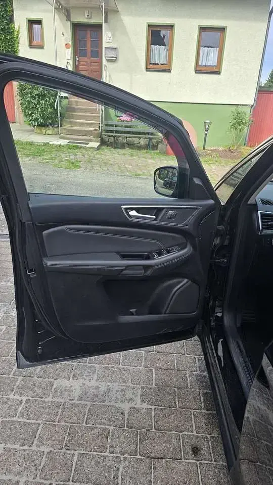 Gebraucht Ford S-MAX Business Edition 180 PS (132 kW) 2016 Schwarz Van / Kleinbus