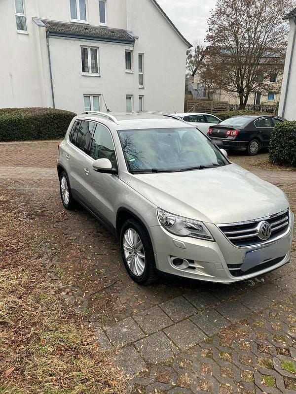 Gebraucht VW Tiguan 110 PS (80 kW) 2011 Grau SUV