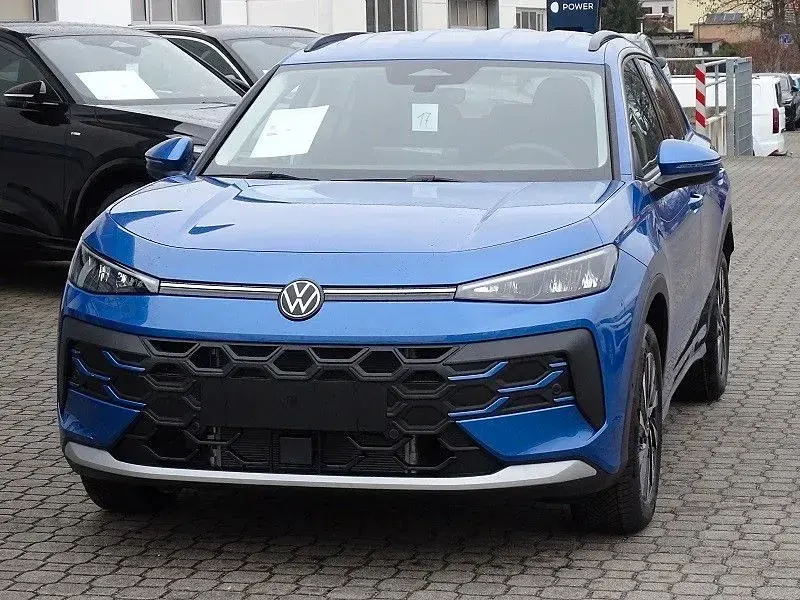 Gebraucht VW T-Roc Life 116 PS (85 kW) 2026 Blau SUV
