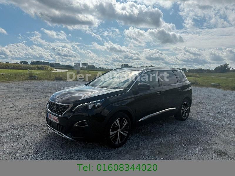 Schwarz Gebraucht 2017 Peugeot 5008 Van / Kleinbus | 14.999 € (Teuer) - Bild 1/4