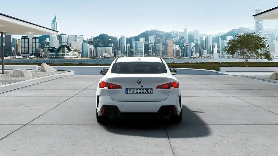 Neu BMW 216 Performance 122 PS (89 kW) 2026 Weiß Coupé