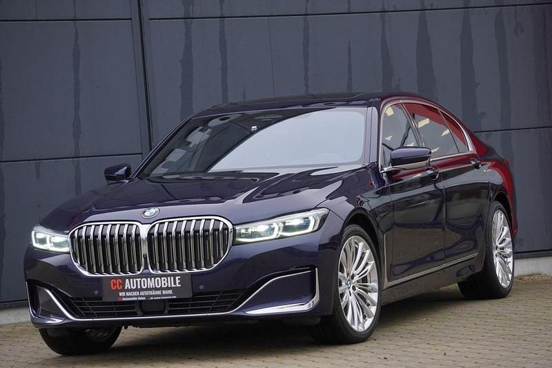 Gebraucht BMW 750L 400 PS (294 kW) 2020 Blau Limousine