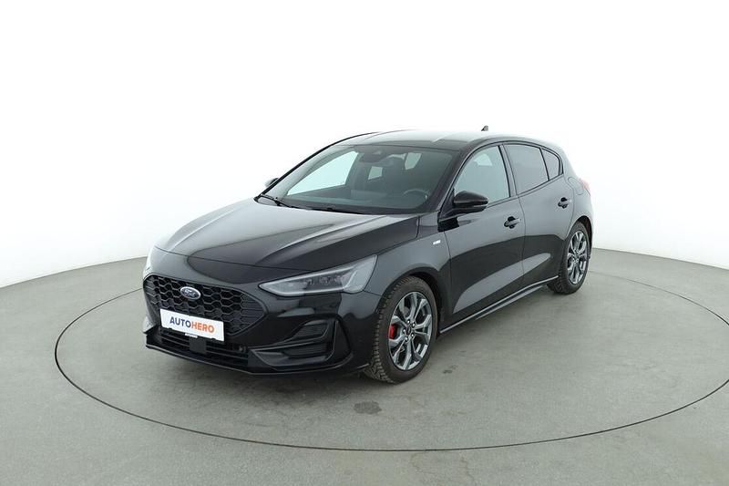 Gebraucht Ford Focus ST-Line X 116 PS (85 kW) 2023 Schwarz Limousine