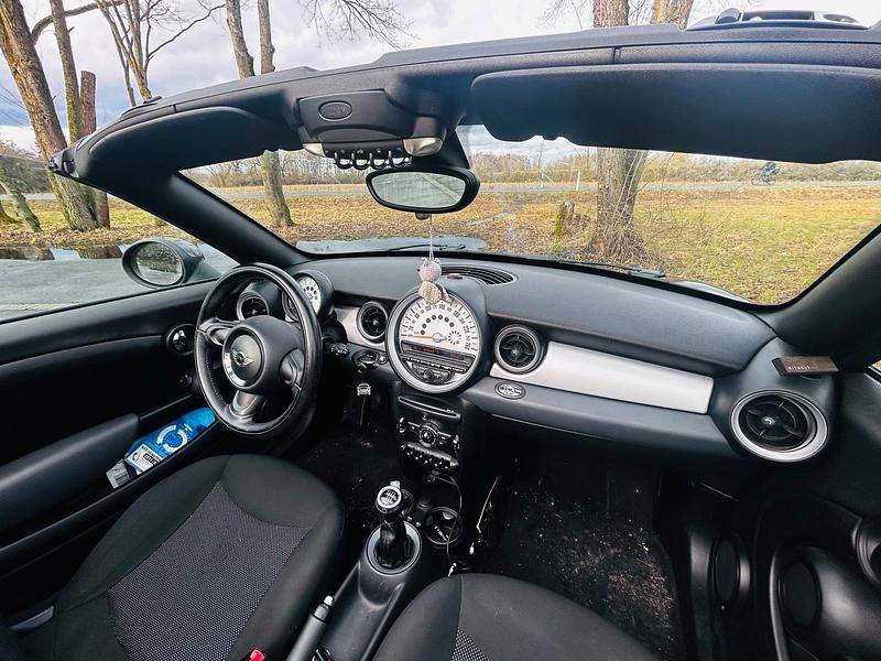 Gebraucht Mini Cooper Cabriolet 122 PS (89 kW) 2012 Grau Cabrio