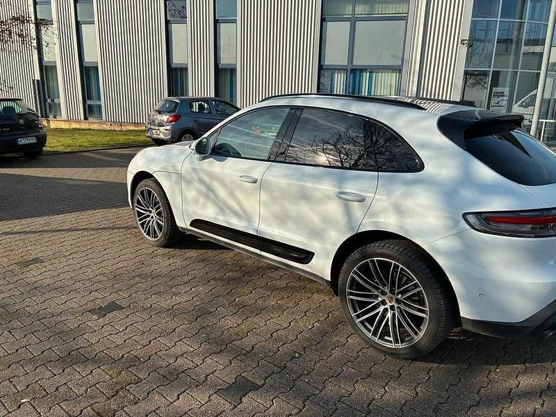 Gebraucht Porsche Macan 265 PS (194 kW) 2023 Weiß SUV