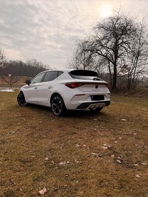 Gebraucht Cupra Leon 204 PS (150 kW) 2022 Weiß Limousine