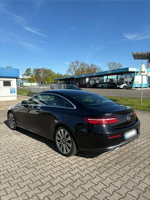 Occasion Mercedes E200 Avantgarde 185 ch (136 kW) 2016 Noir Coupé