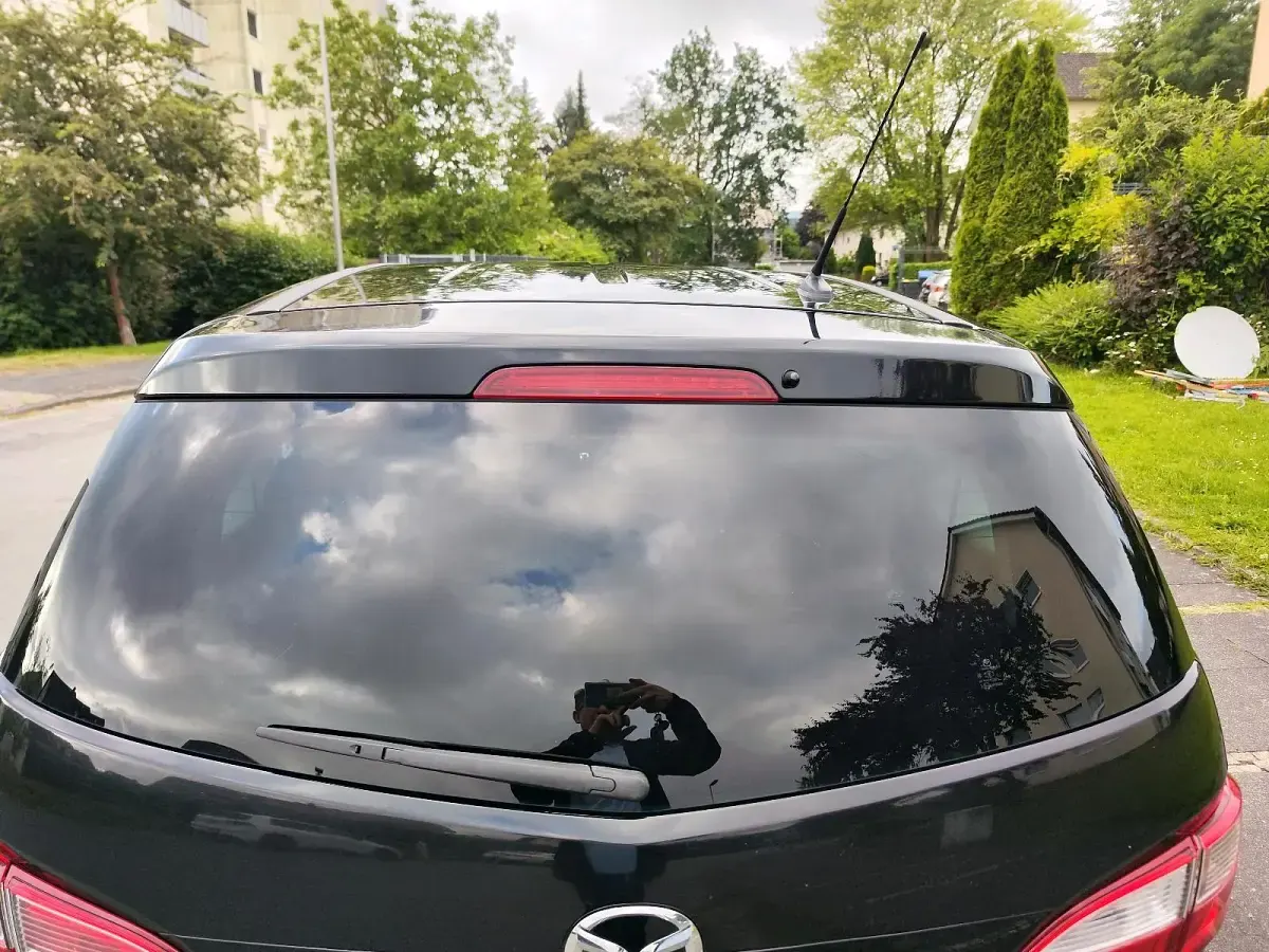 Gebraucht Mazda 5 116 PS (85 kW) 2011 Schwarz Van / Kleinbus
