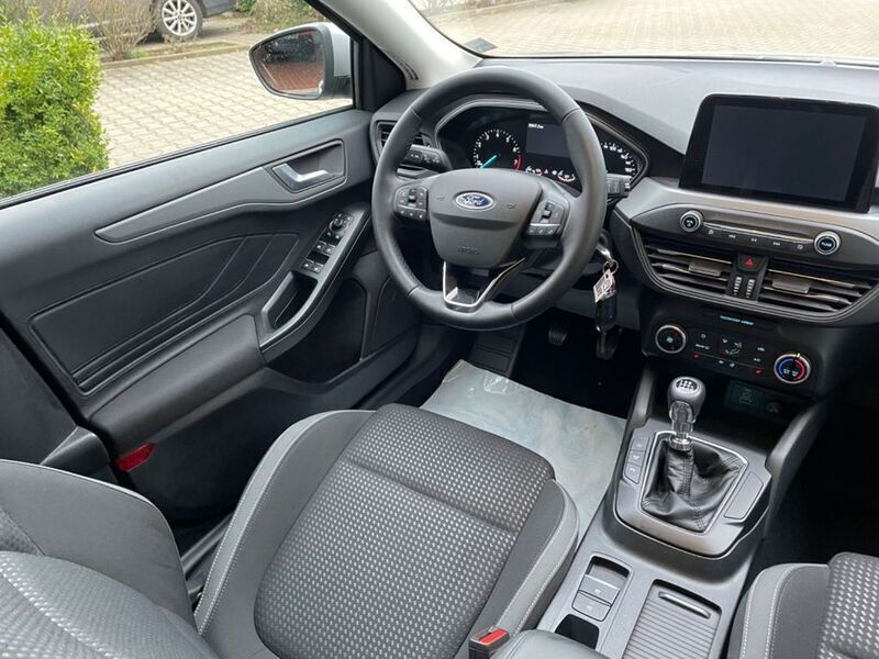 Gebraucht Ford Focus 125 PS (91 kW) 2022 Silber Kombi