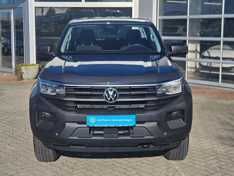 Gebraucht VW Amarok Basis 170 PS (125 kW) 2023 Grau Pickup
