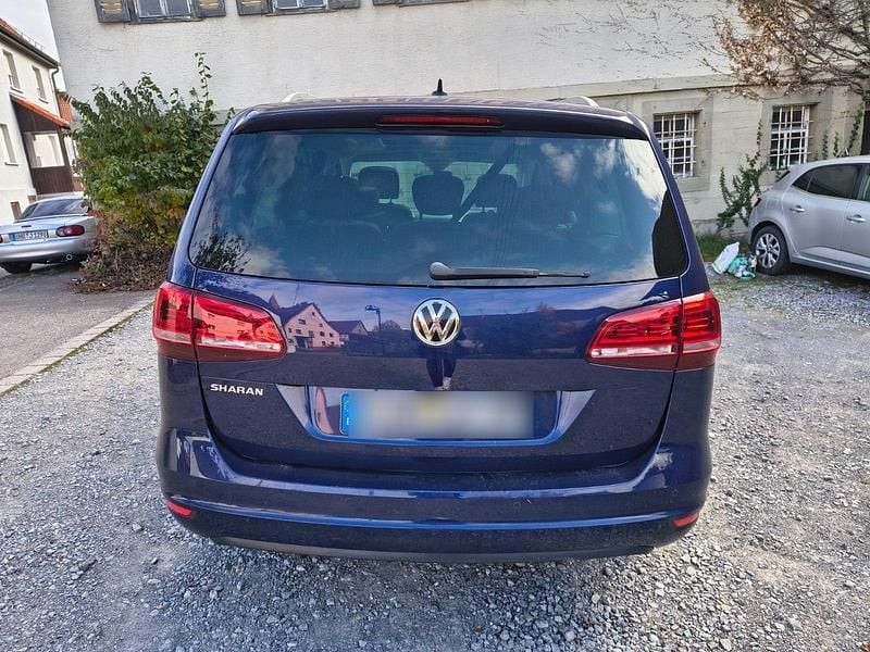 Gebraucht VW Sharan 150 PS (110 kW) 2019 Blau Van / Kleinbus