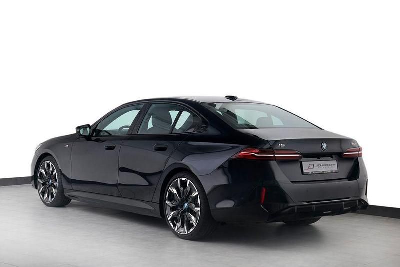 Gebraucht BMW i5 M Sport 442 kW (601 PS) 2024 Schwarz Limousine