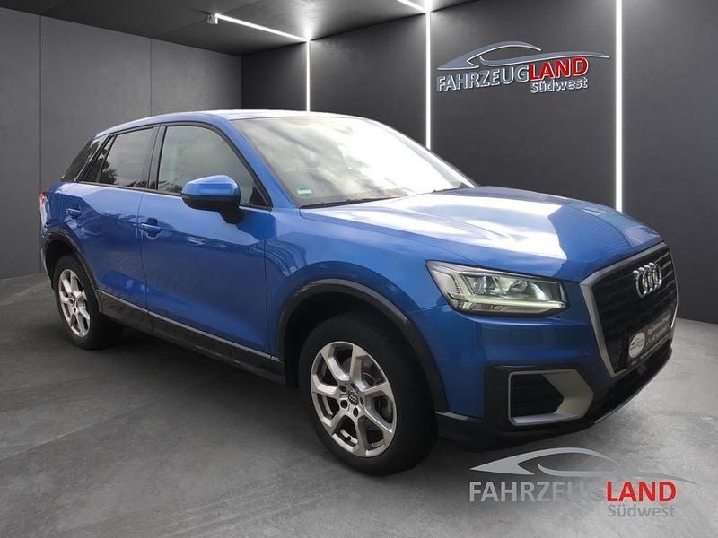 Gebraucht Audi Q2 Design 150 PS (110 kW) 2017 Blau SUV