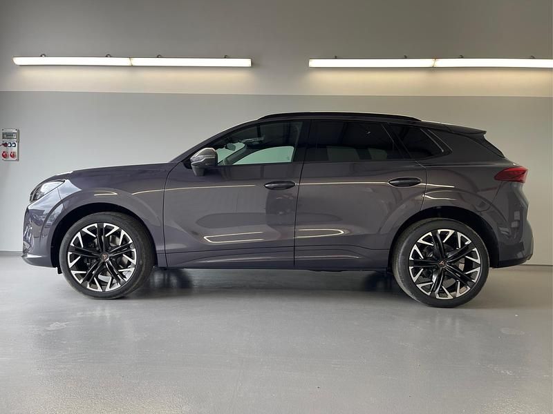 Neu Cupra Terramar VZ2 265 PS (194 kW) 2025 [q5q5] dark voit metallic SUV