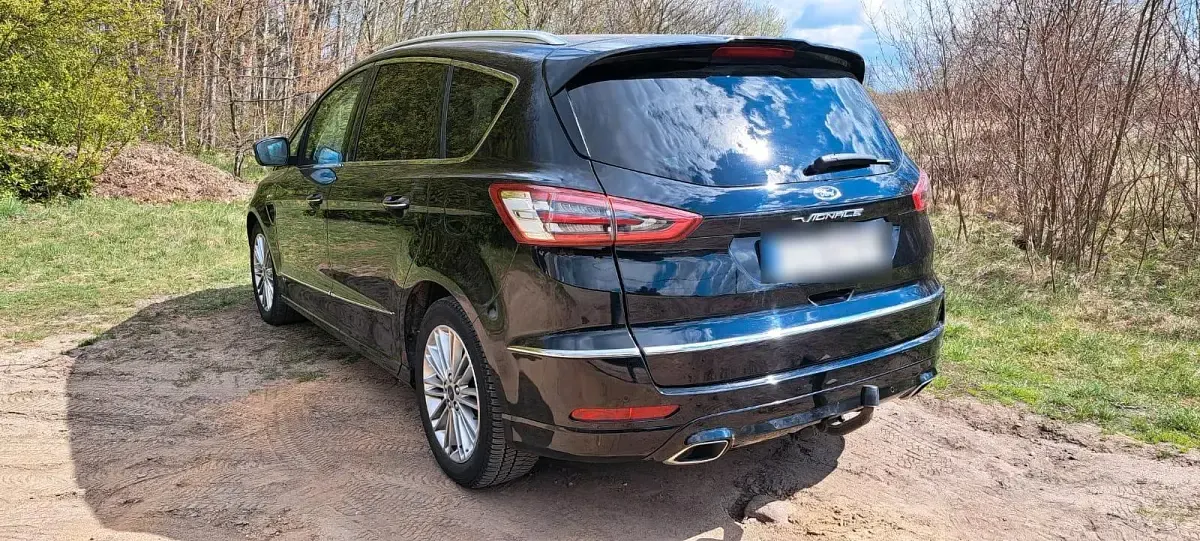 Gebraucht Ford S-MAX Vignale 180 PS (132 kW) 2017 Schwarz Van / Kleinbus