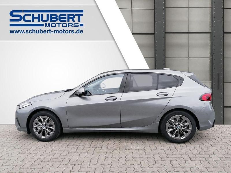 Gebraucht BMW 116 122 PS (89 kW) 2025 Skyscraper grau metallic Kleinwagen