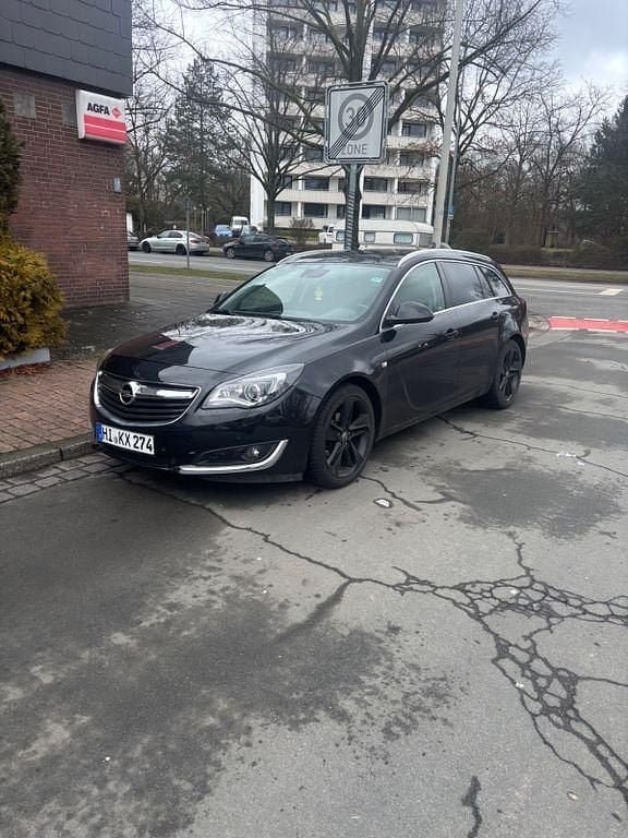 Gebraucht Opel Insignia Sport 136 PS (100 kW) 2016 Schwarz Kombi