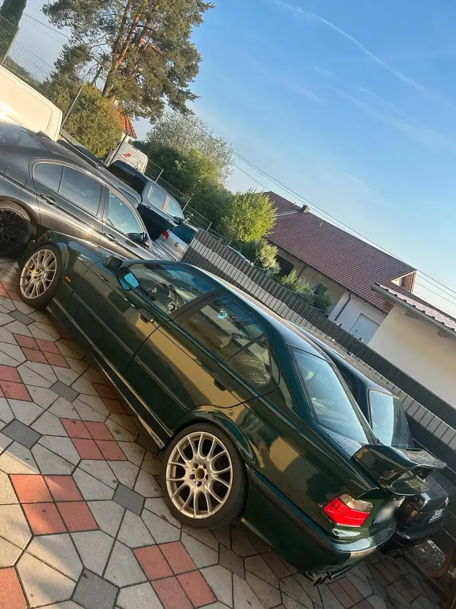 Gebraucht BMW 316 116 PS (85 kW) 2025 Grün Limousine