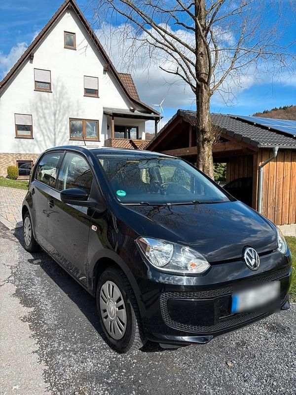Usata VW up! 60 CV (44 kW) 2015 Nero Utilitaria