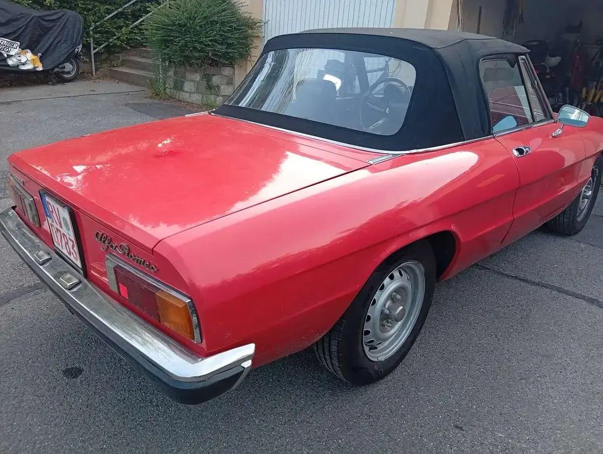Gebraucht Alfa Romeo Spider 126 PS (92 kW) 1977 Cabrio