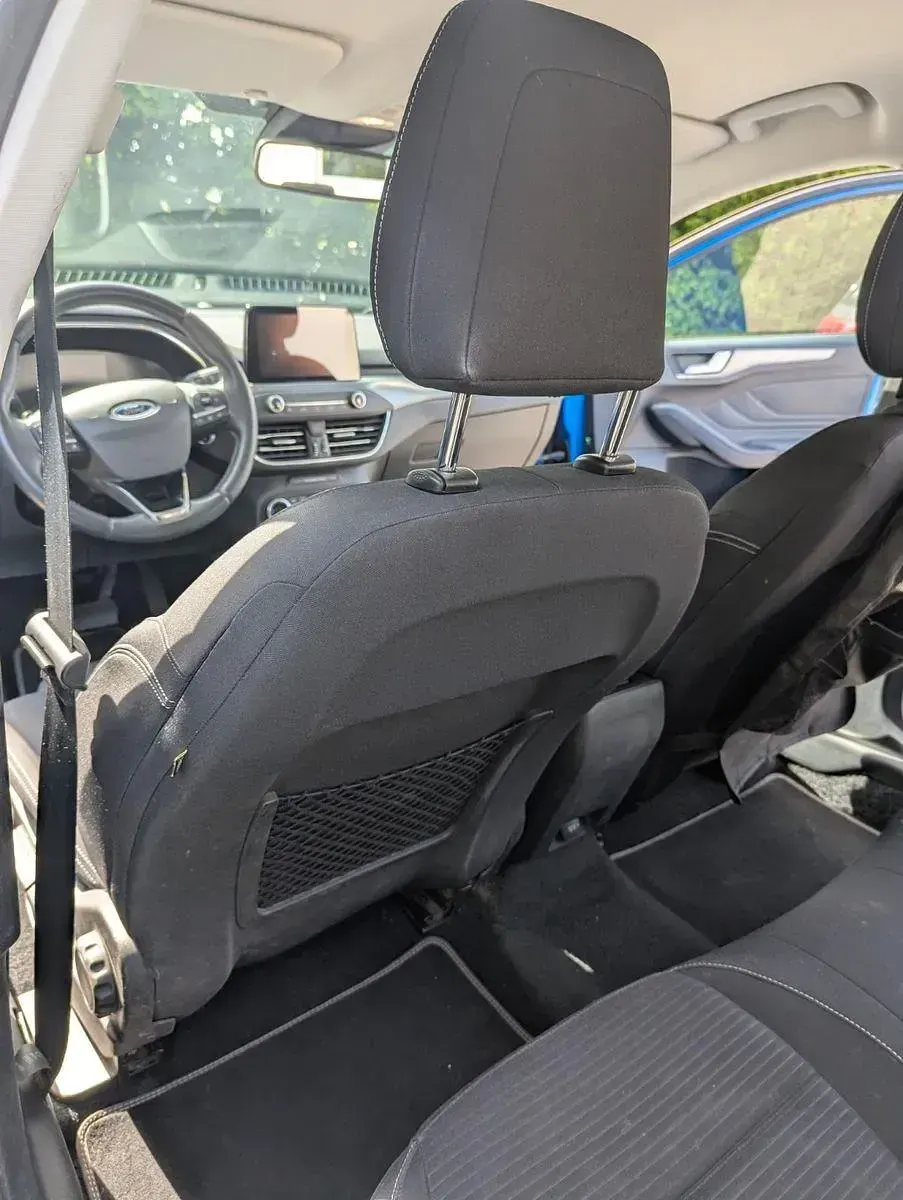 Gebraucht Ford Focus Titanium 125 PS (91 kW) 2019 Blau Kombi