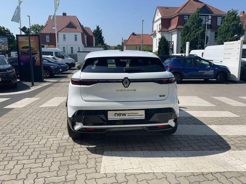 Gebraucht Renault Megane E-Tech Equilibre 96 kW (131 PS) 2023 Weiß Limousine