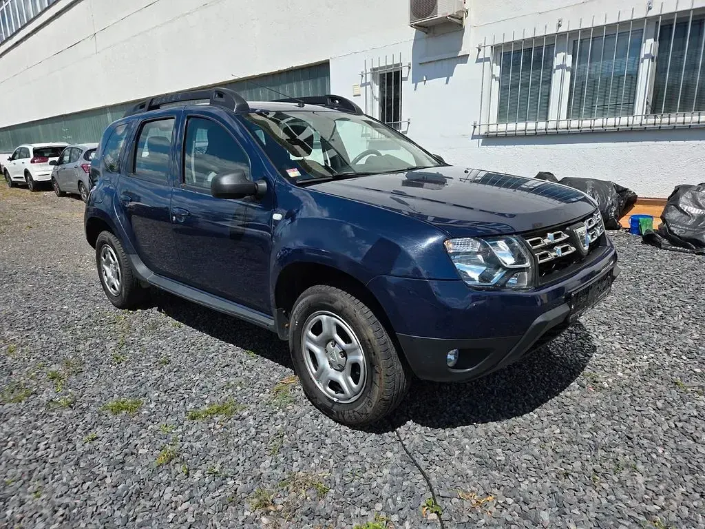Gebraucht Dacia Duster Lauréate 114 PS (83 kW) 2016 Blau SUV