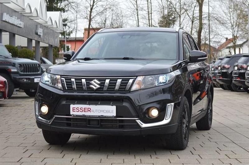 Gebraucht Suzuki Vitara Comfort 140 PS (102 kW) 2019 Schwarz SUV